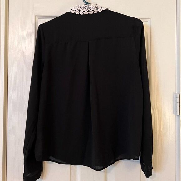 Forever 21 Black Semi Sheer Blouse with Creamy White Cotton Lace Collar- Medium - Picture 2 of 5